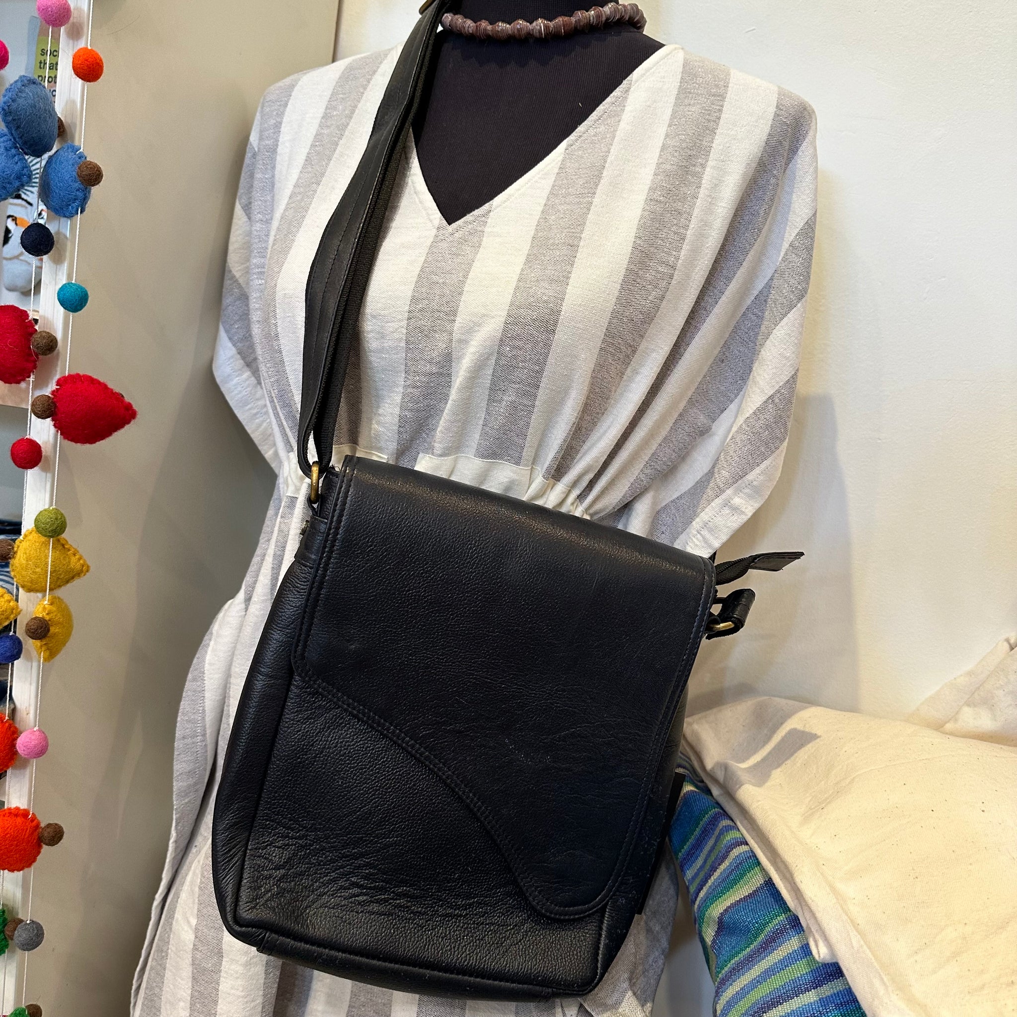 LWH- Leather Side Bag