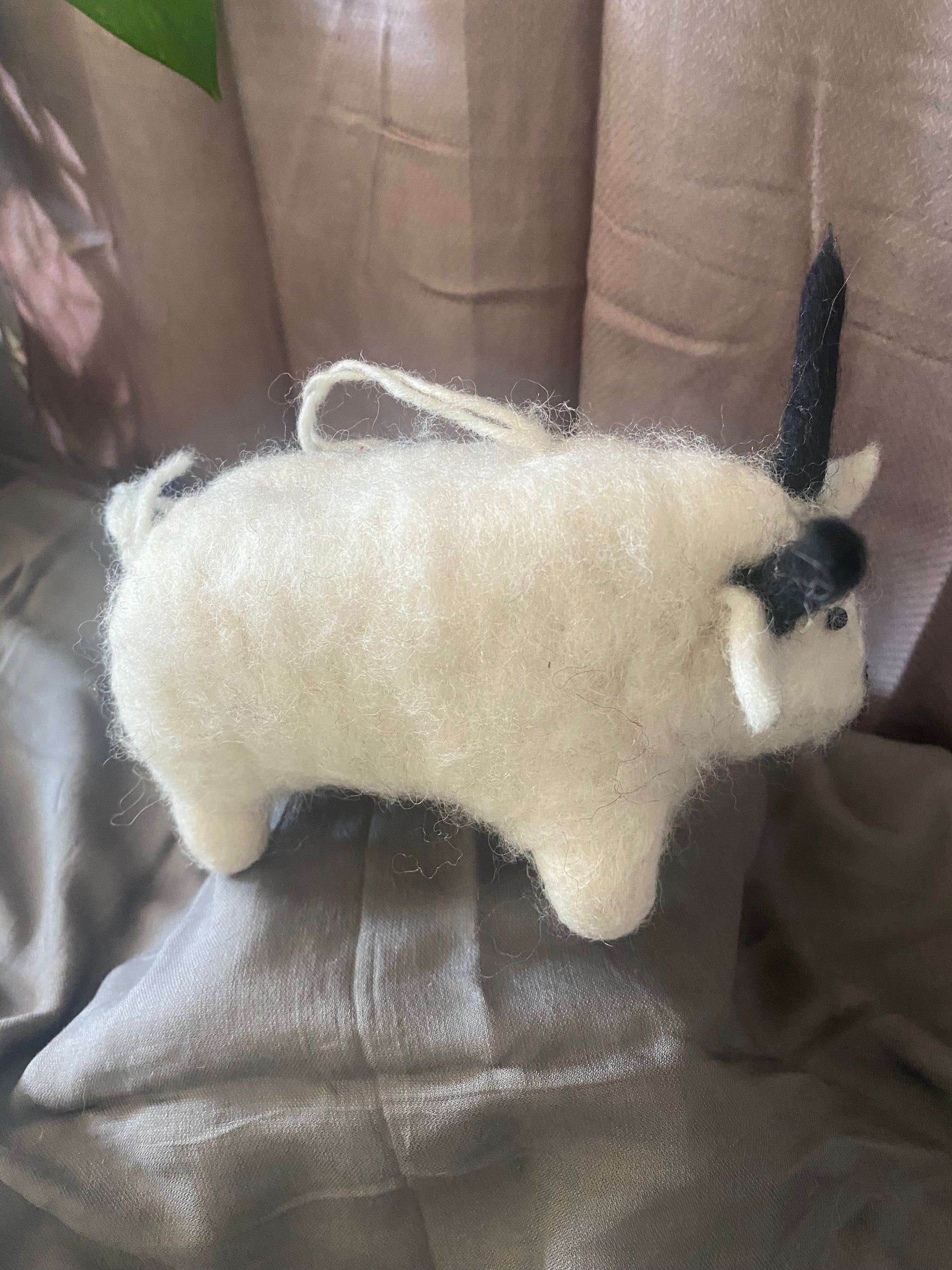 LWH- Wool hanging Toy Yack
