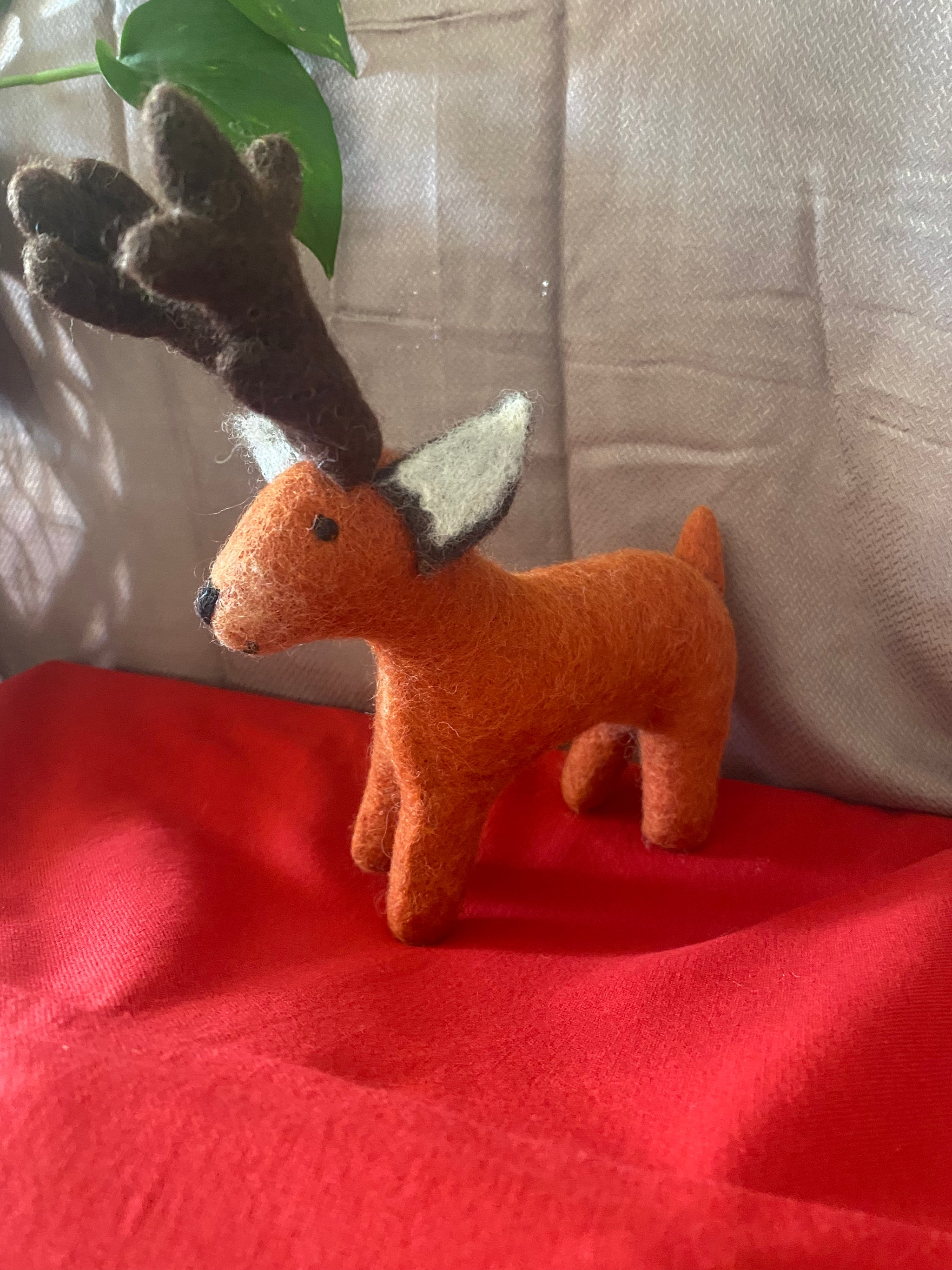 LWH- Felt Deer