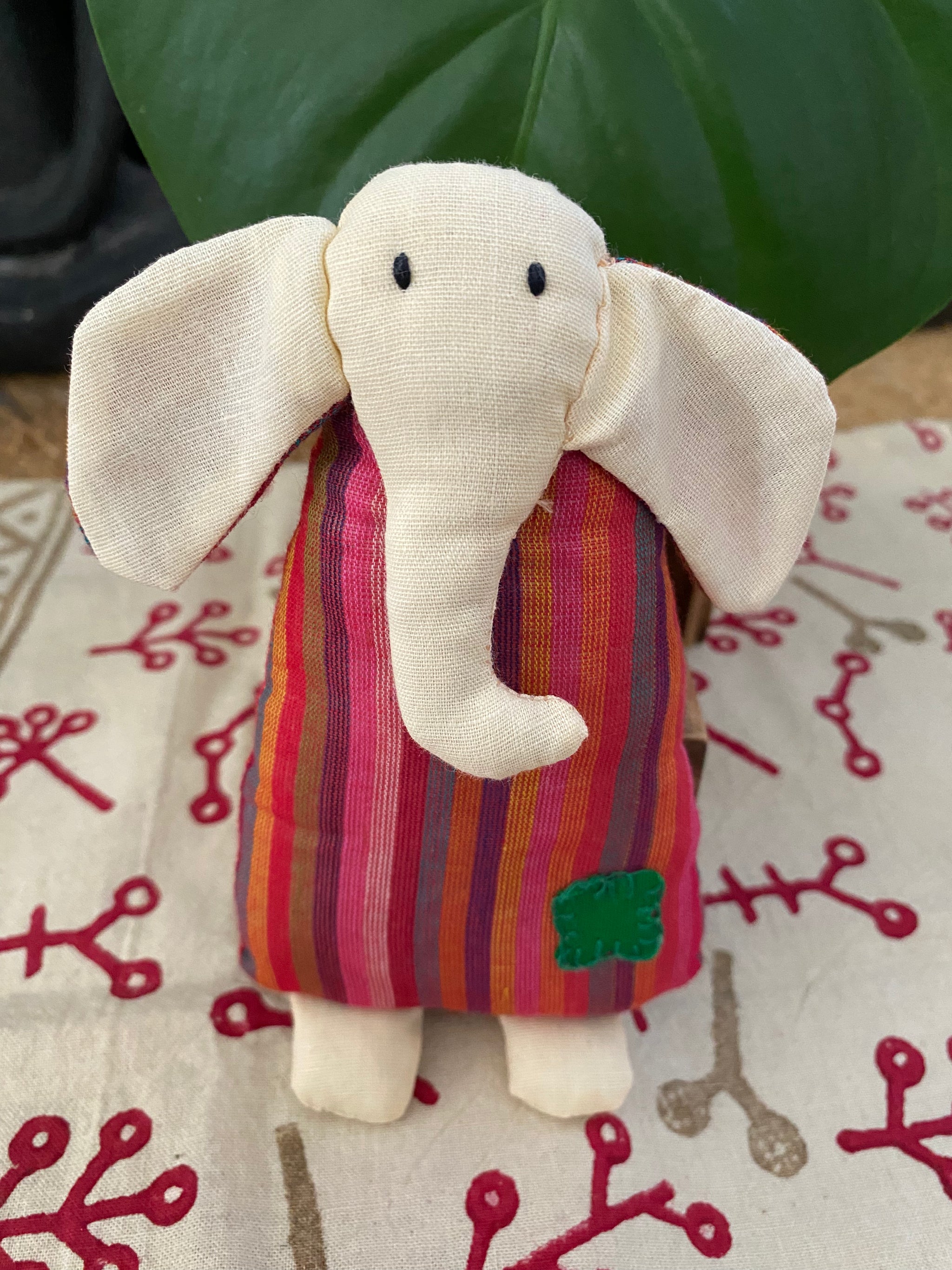 Peanut the Elephant – Handmade Fair Trade Soft Toy (Sasha India)
