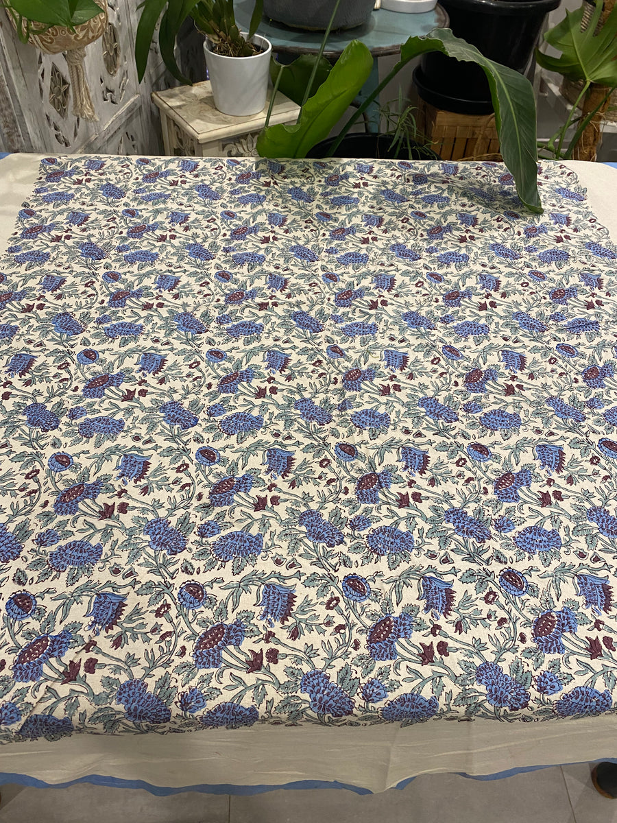 Sweet Blossom Round Tablecloth – 160cm Handwoven Cotton – Fair Trade (Sasha India)