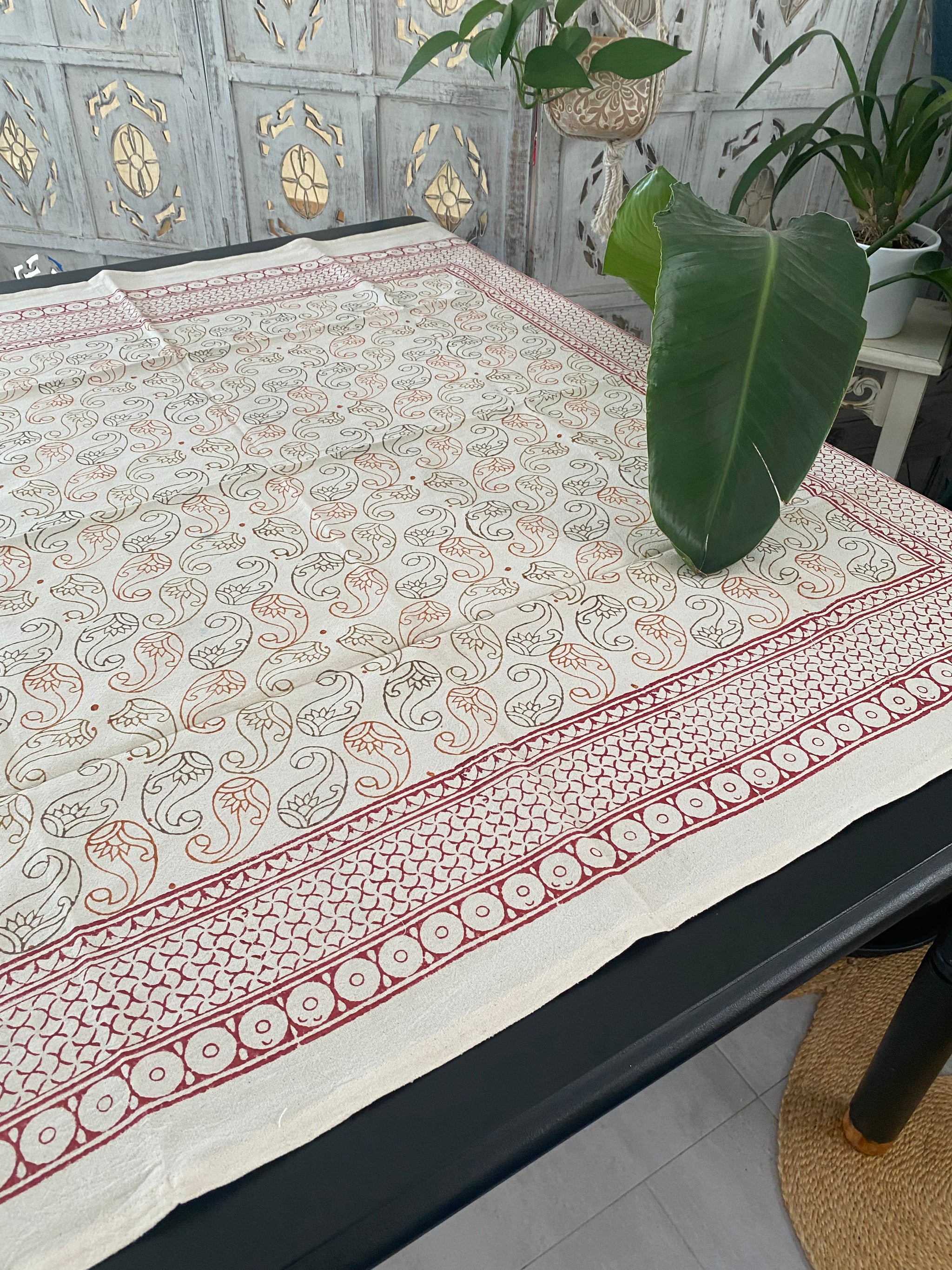 Autumn Earth Paisley Tablecloth – 100cm Handwoven Cotton – Fair Trade (Sasha India)