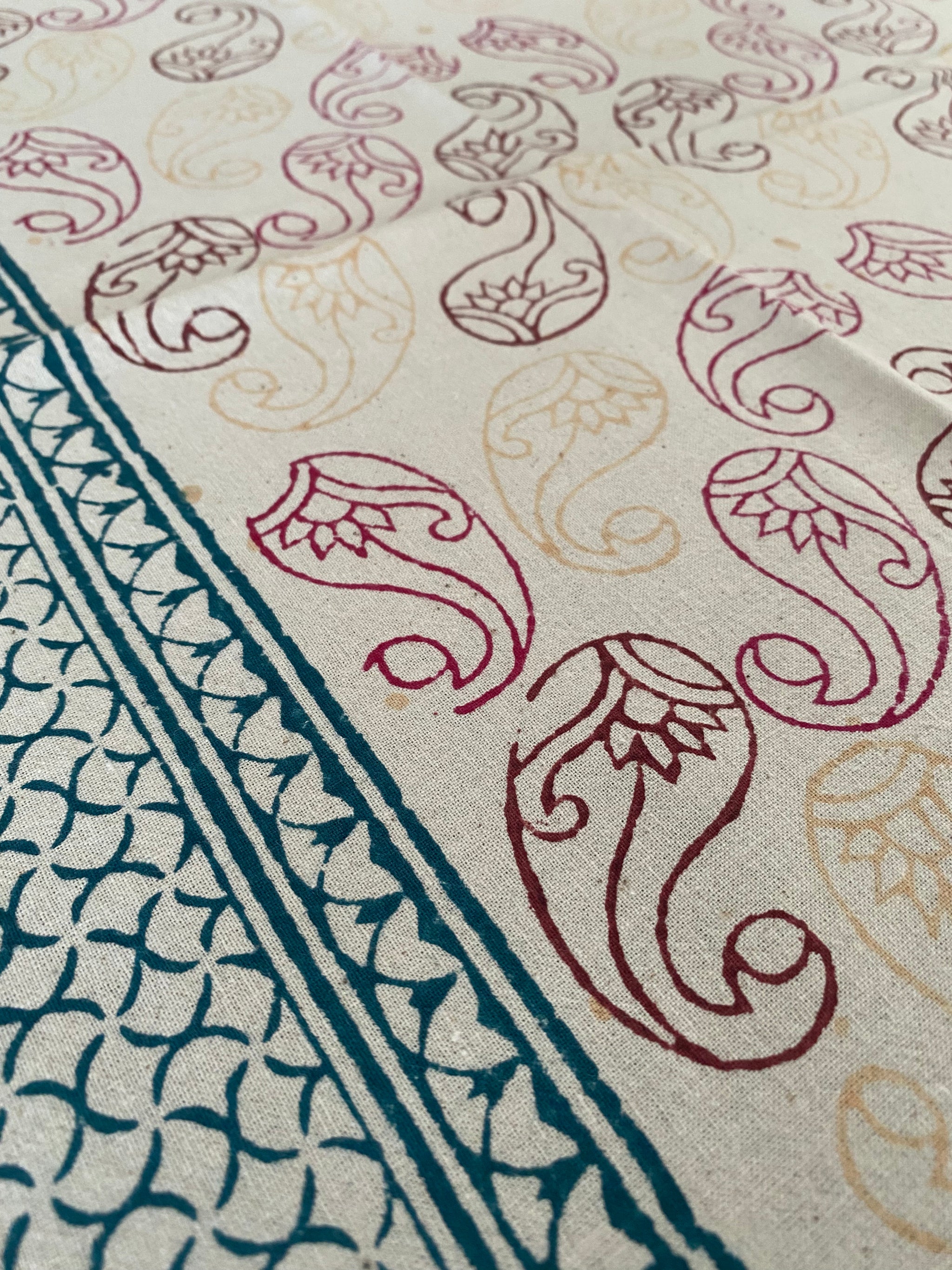 Meadow Bloom Paisley Tablecloth – 100cm square Handwoven Cotton – Fair Trade (Sasha India)