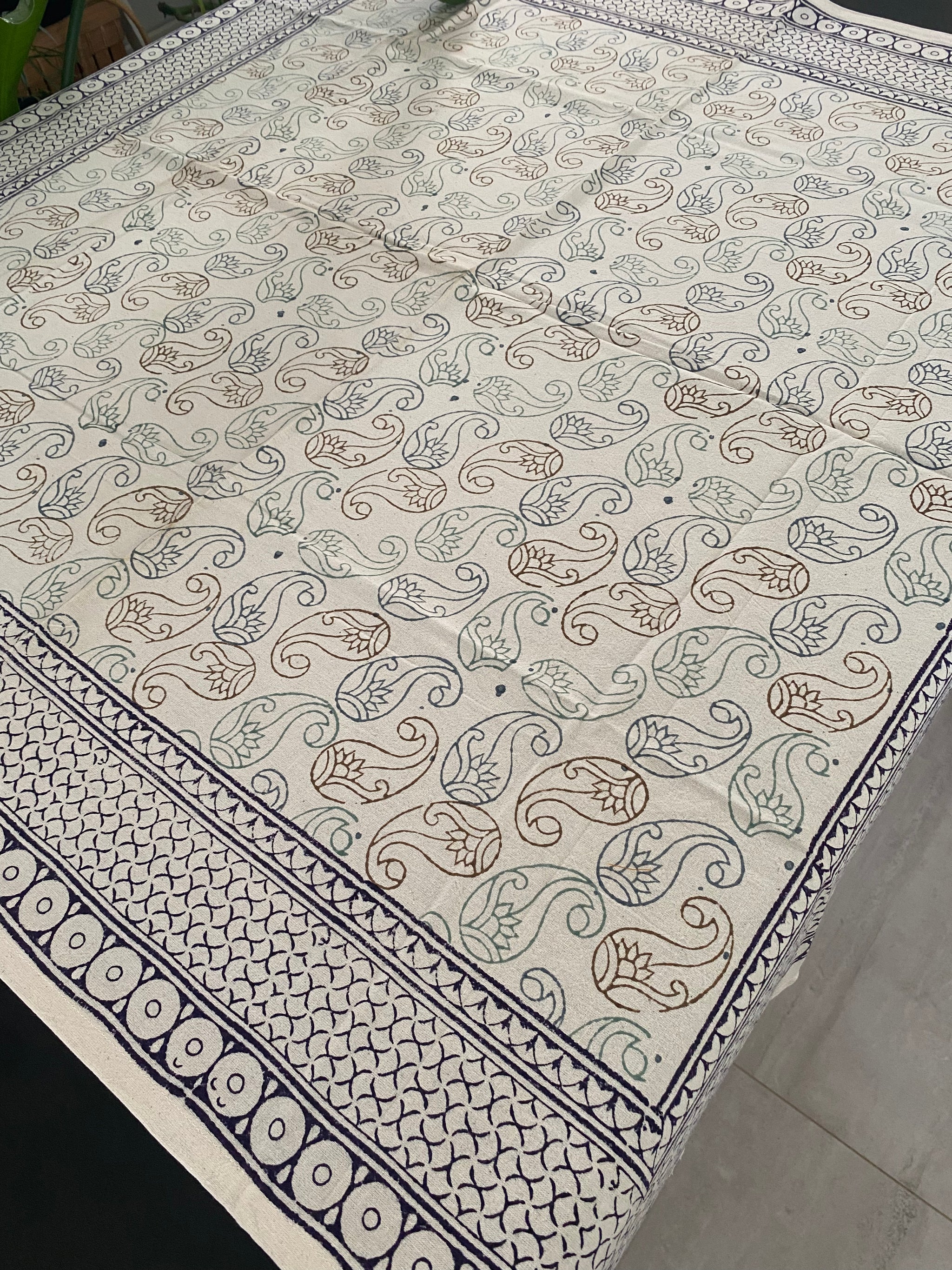 Paisley Breeze Square Tablecloth – 100cm Handwoven Cotton – Fair Trade (Sasha India)