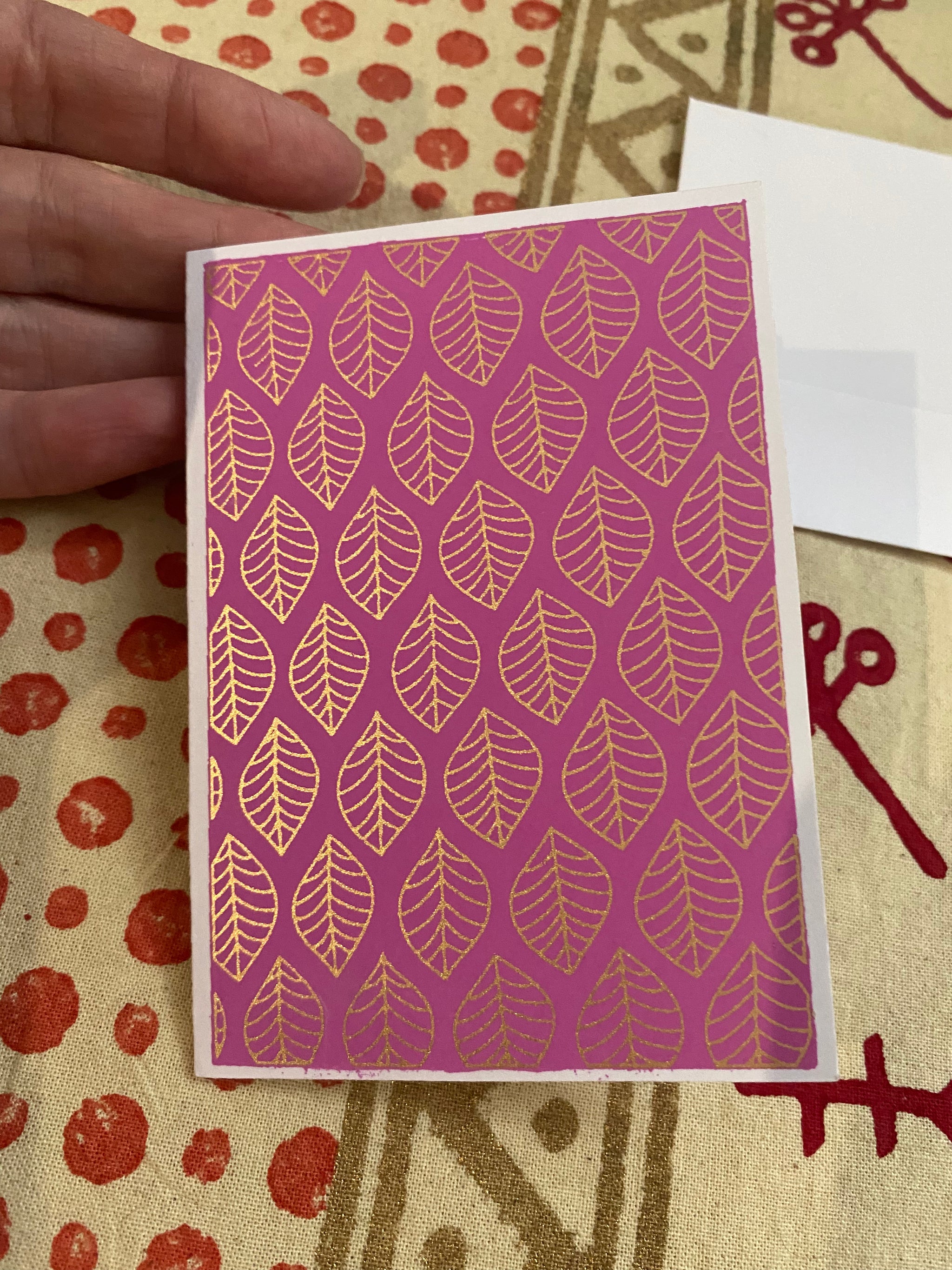 Golden Leaf on Pink β Screen Printed Gift Card β Fair Trade (Silence, Kolkata)