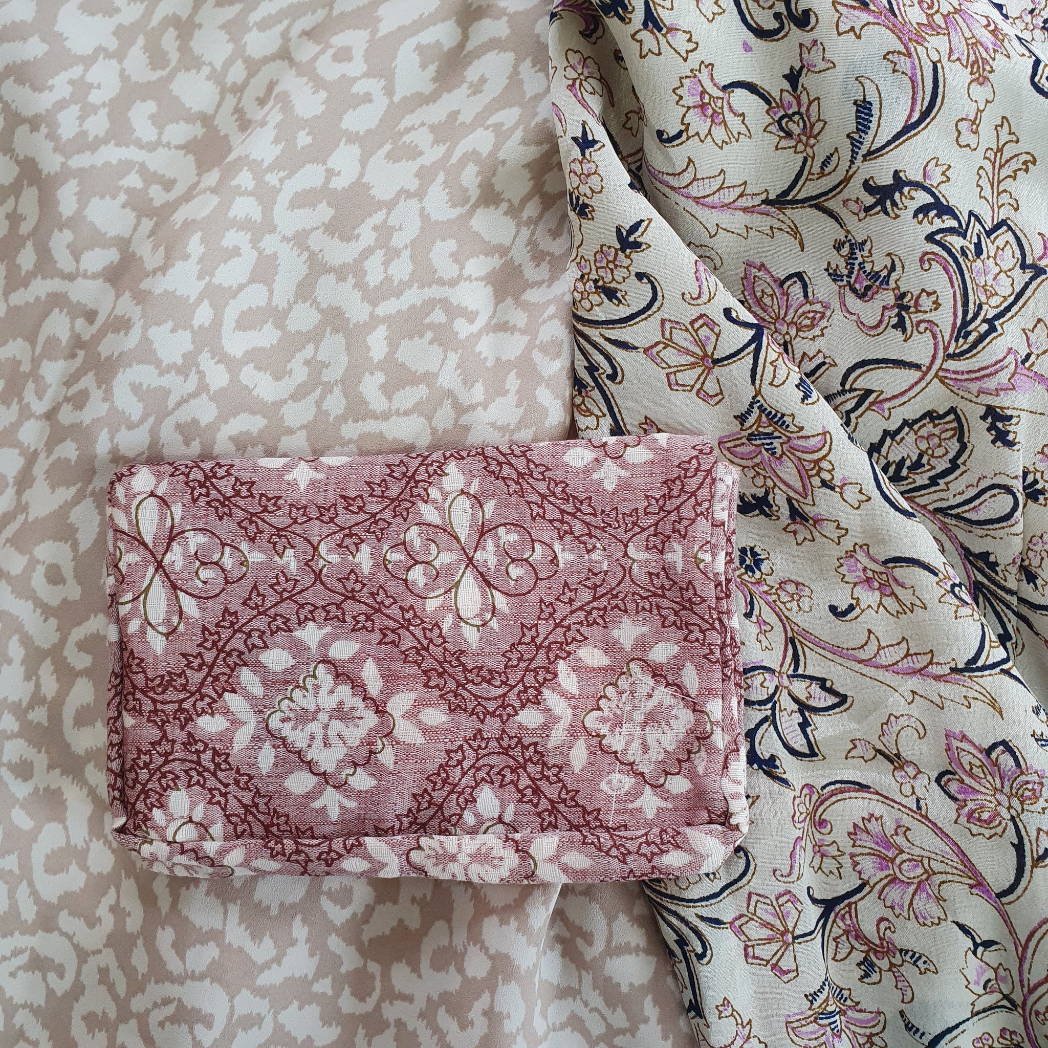 Fair Trade Fabric Covered Button Purse