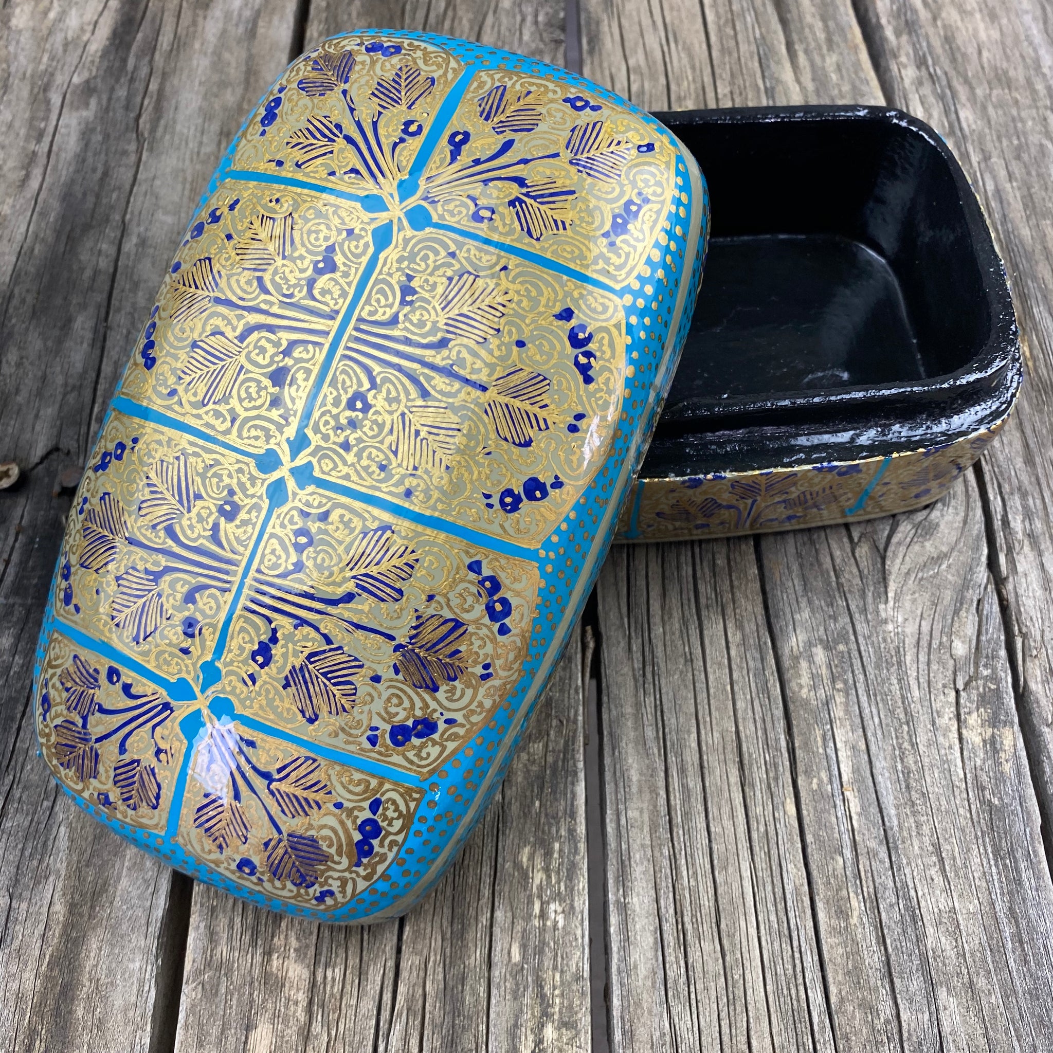 Fair Trade Leaf Paper Mache Box