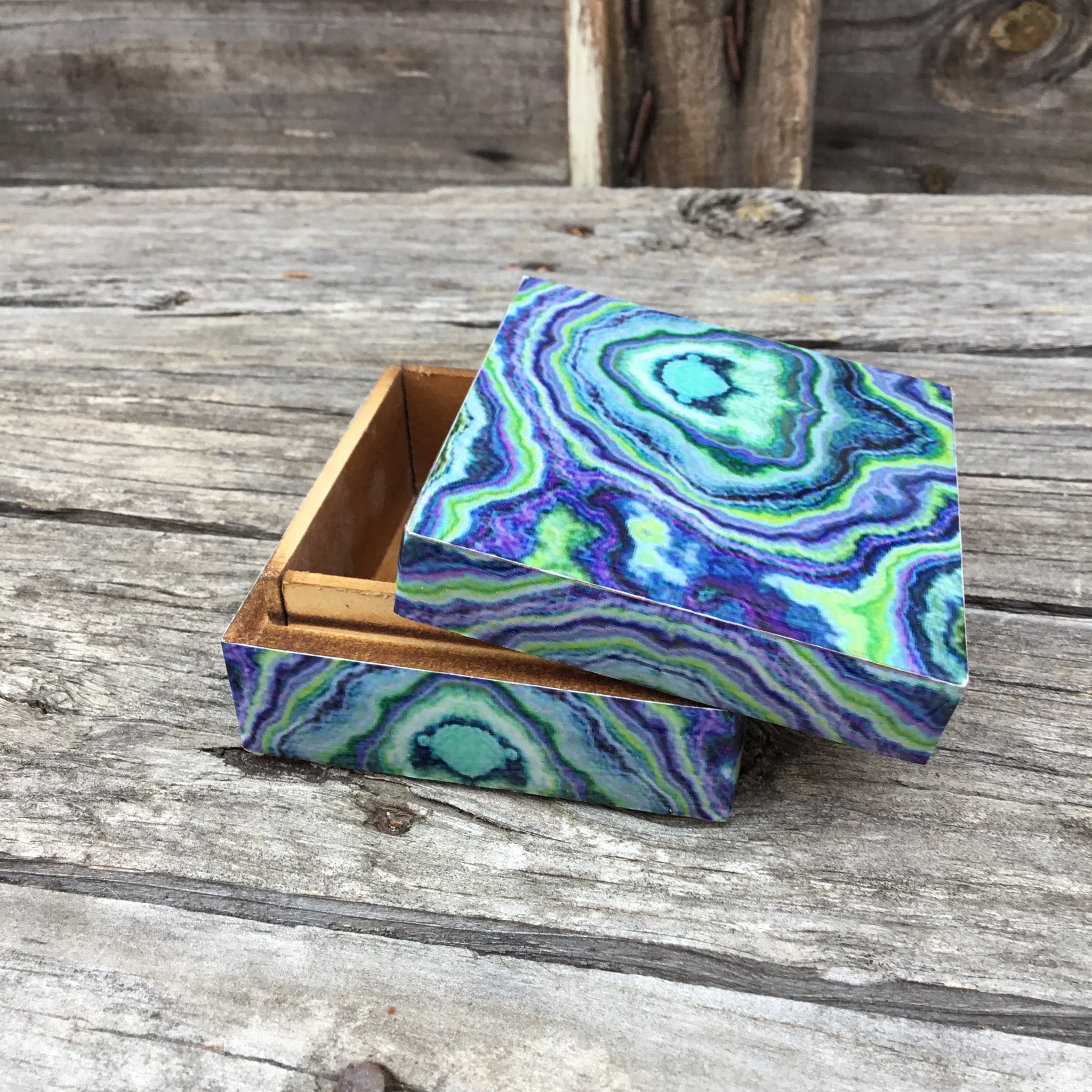 Fair Trade Box Shade Design