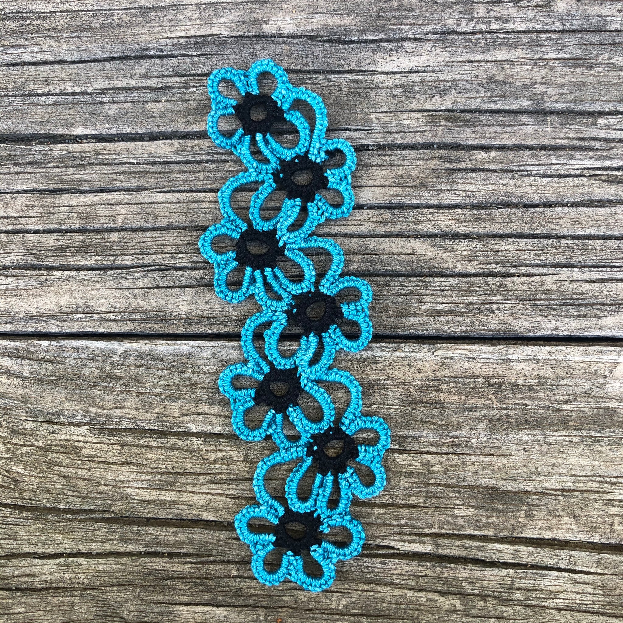 Tatted Flower Bookmarks
