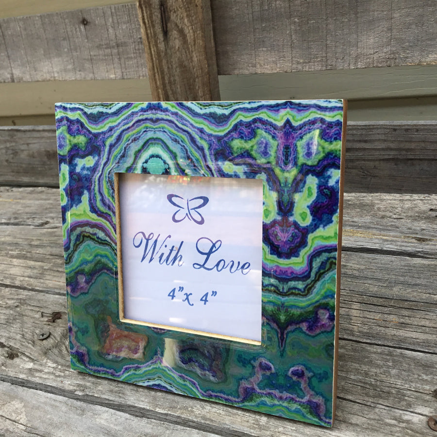 Fair Trade Ethical Resin and Wood Photo Frame Shade Design