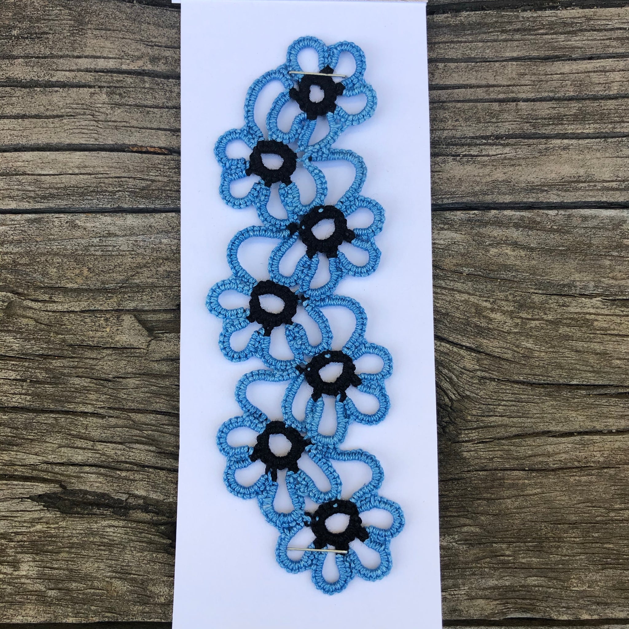 Tatted Flower Bookmarks