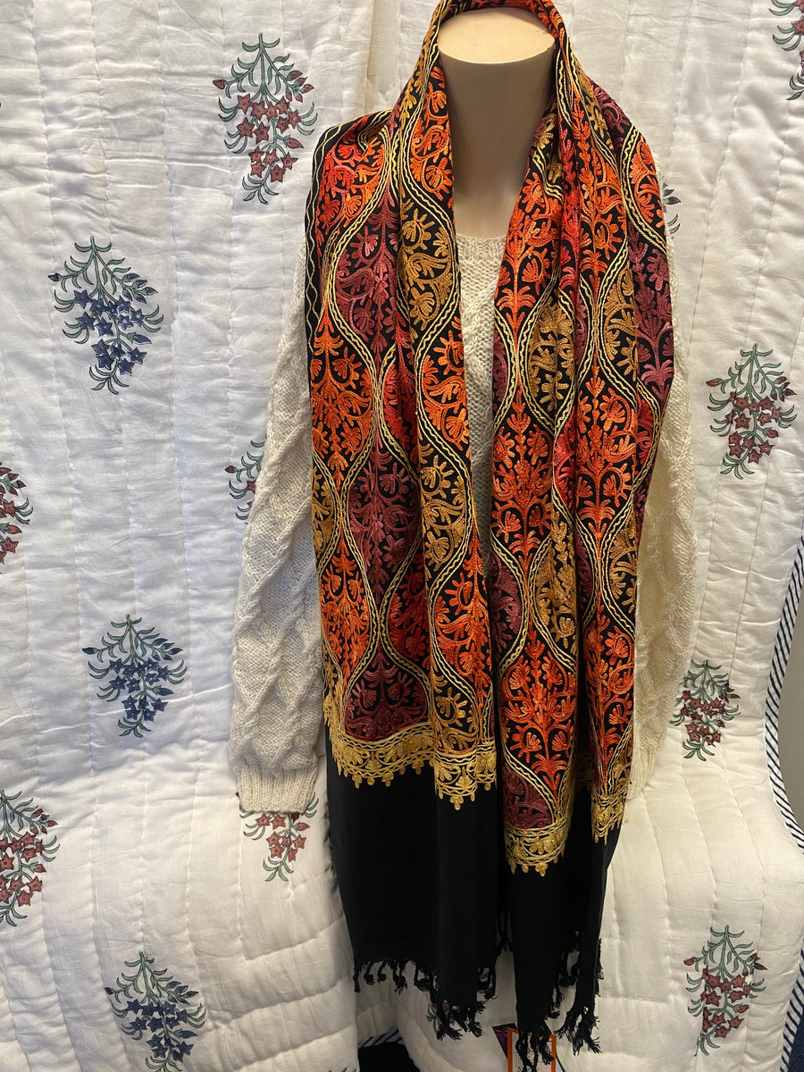 Hand Embroidered Floral Shawl – Local Women's Handicrafts (Nepal)