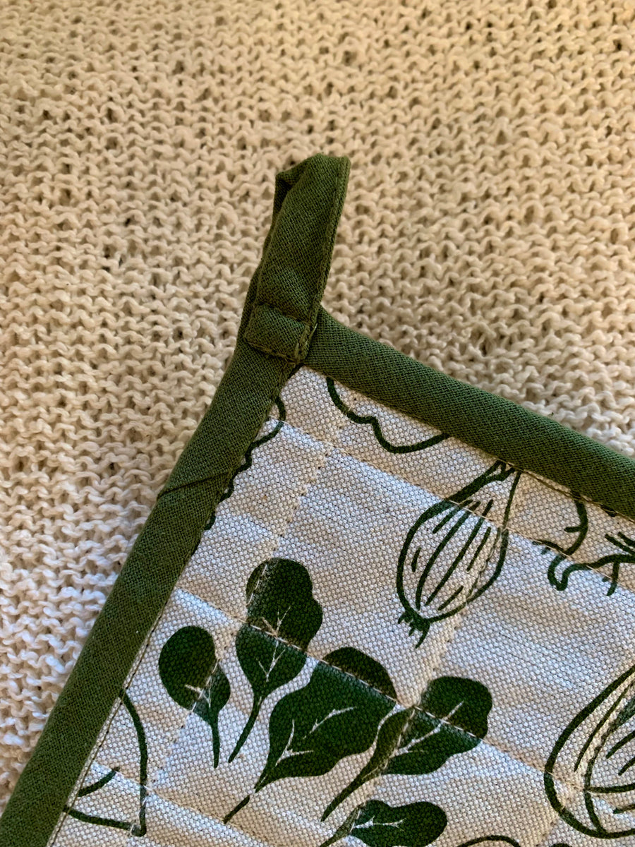 Green Vegetable Pot Holder – Fair Trade Handwoven Cotton Oven Square Mitt (Nepal)