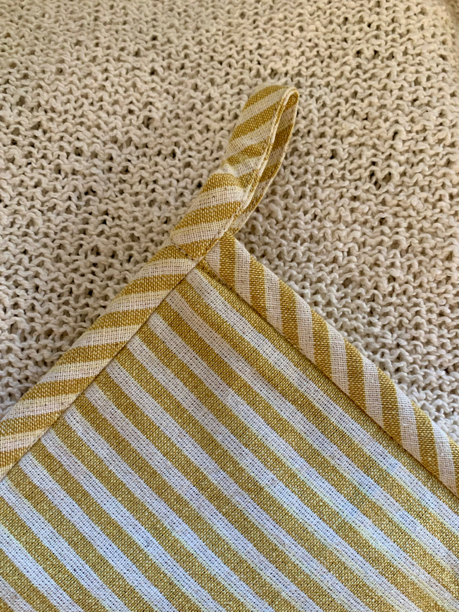 Fried Egg Pot Holder – Fair Trade Handwoven Cotton Oven Square (Nepal)