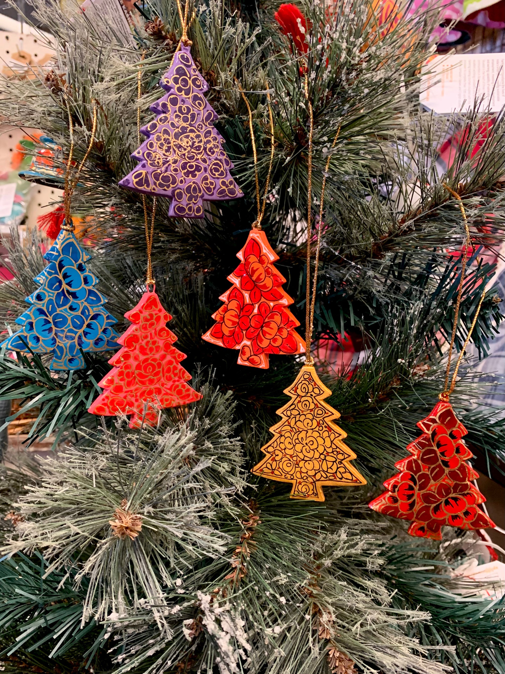 Hand Painted Wooden Small Christmas Tree Decoration - Traditional Floral Designs – Fair Trade Kashmiri Christmas Ornament
