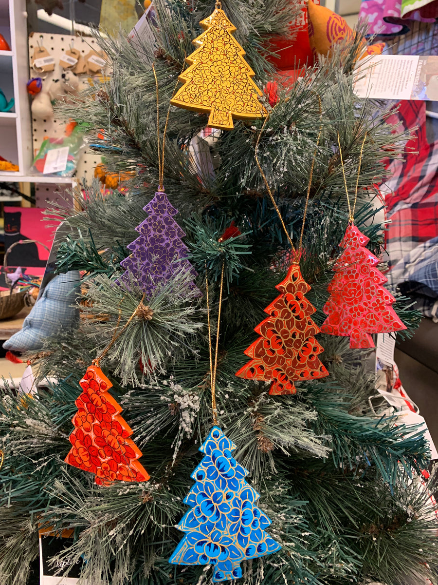 Hand Painted Wooden Medium Christmas Tree Decoration - Traditional Floral Designs – Fair Trade Kashmiri Christmas Ornament