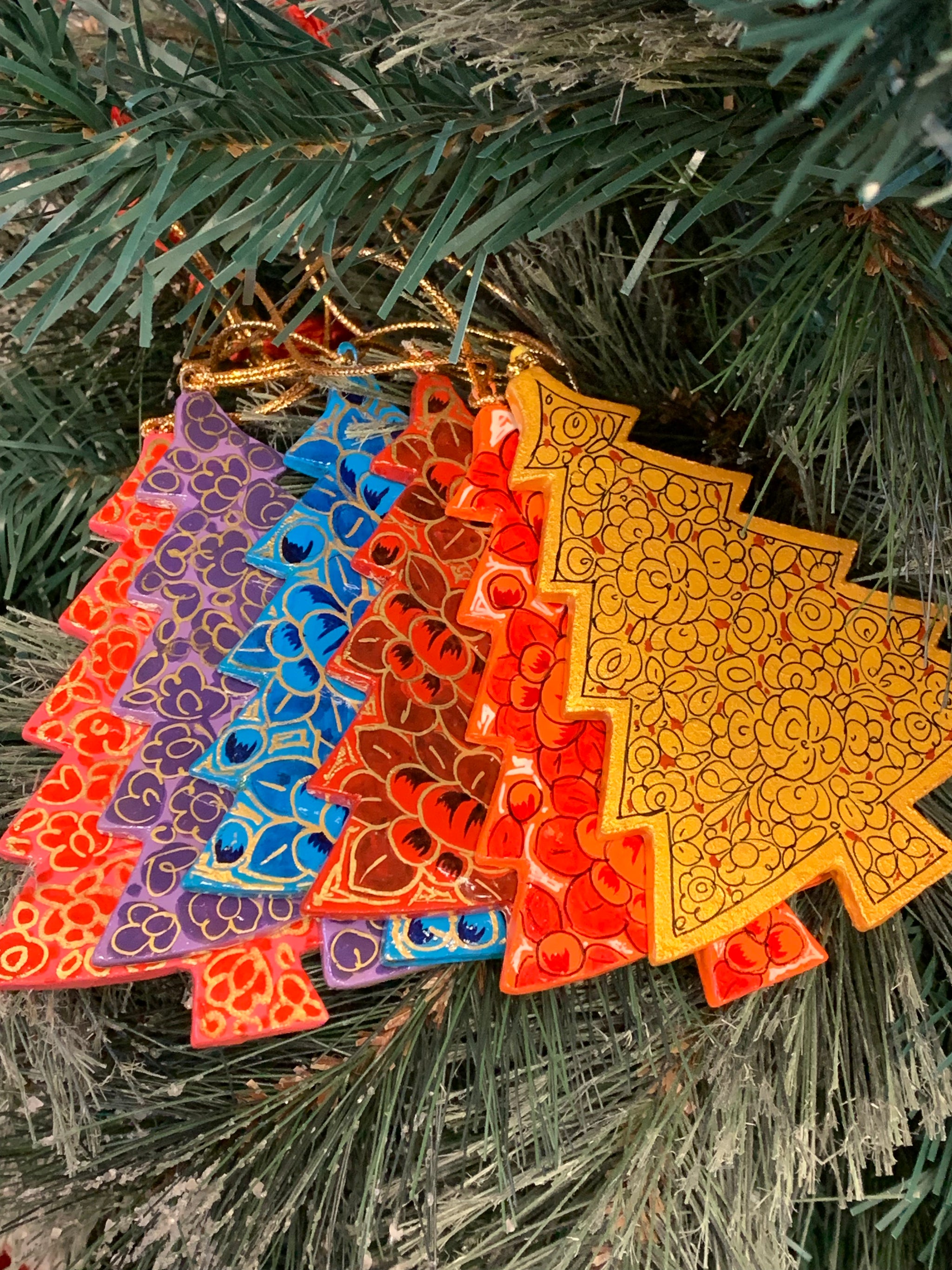Hand Painted Wooden Large Christmas Tree Decoration - Traditional Floral Designs – Fair Trade Kashmiri Christmas Ornament