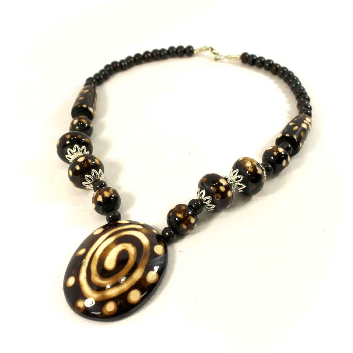 Boho Chic Men Necklace with Adjustable Cord - Stylish and Versatile